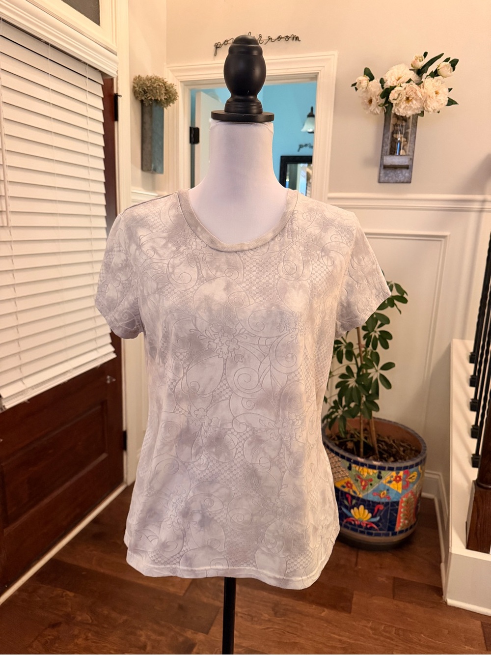 Style & Company Sport EUC Semi Sheer Embossed Tee